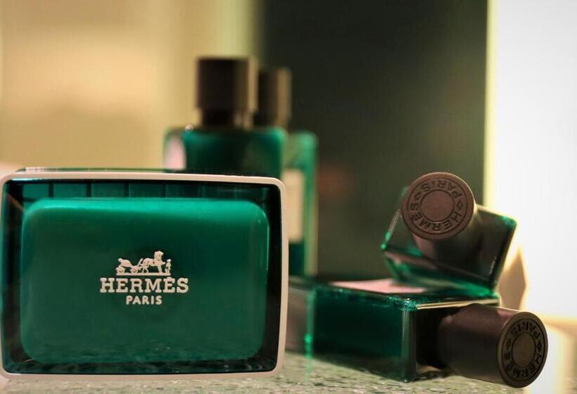 استودیو خانوادگی, Lisboa