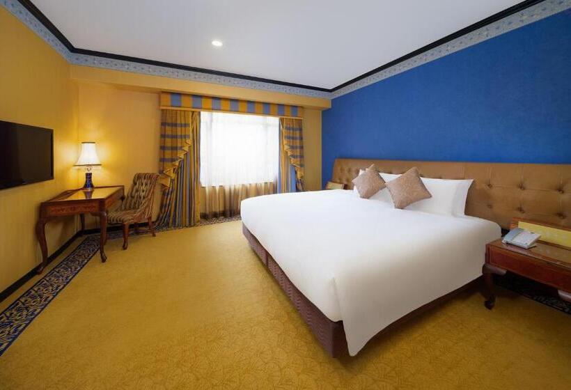 استودیو خانوادگی, Lisboa