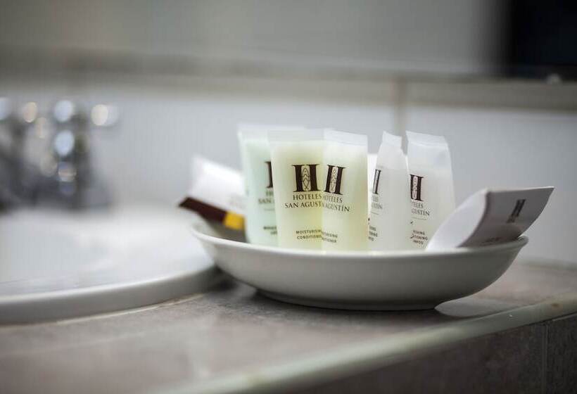 家庭间, San Agustin Posada Del Monasterio