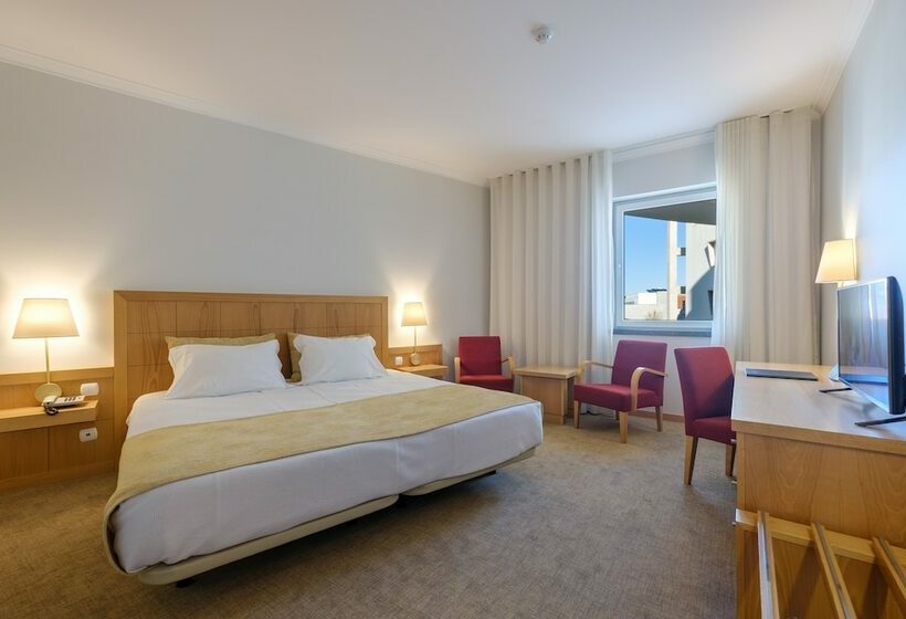 スタンダードトリプルルーム, Santa Maria