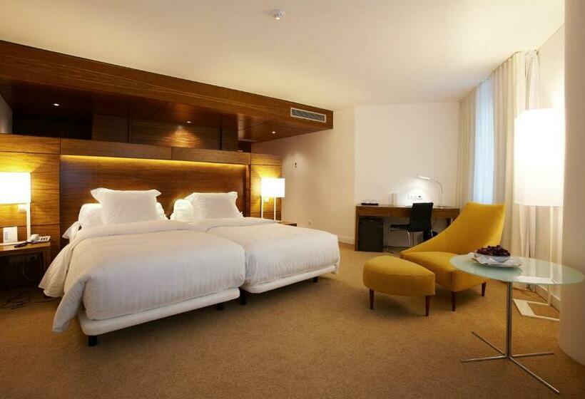 스위트, Santa Maria