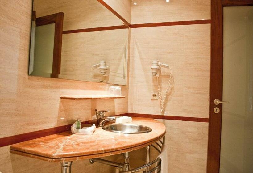 اتاق استاندارد با چشمانداز دریا, Suave Mar