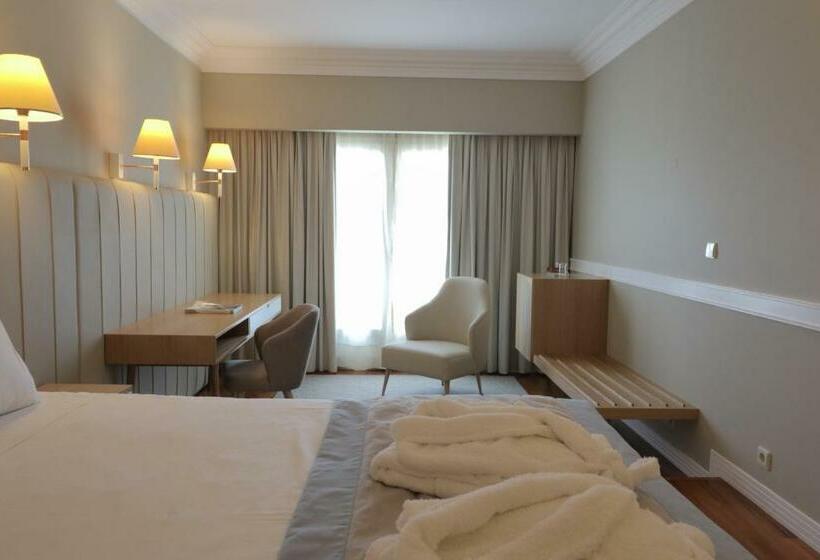 سوییت با چشمانداز دریا, Suave Mar