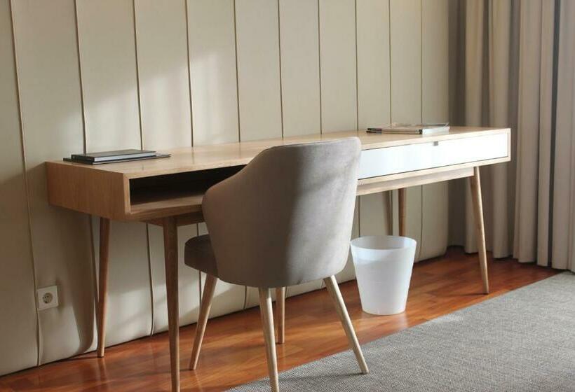 سوییت با چشمانداز دریا, Suave Mar