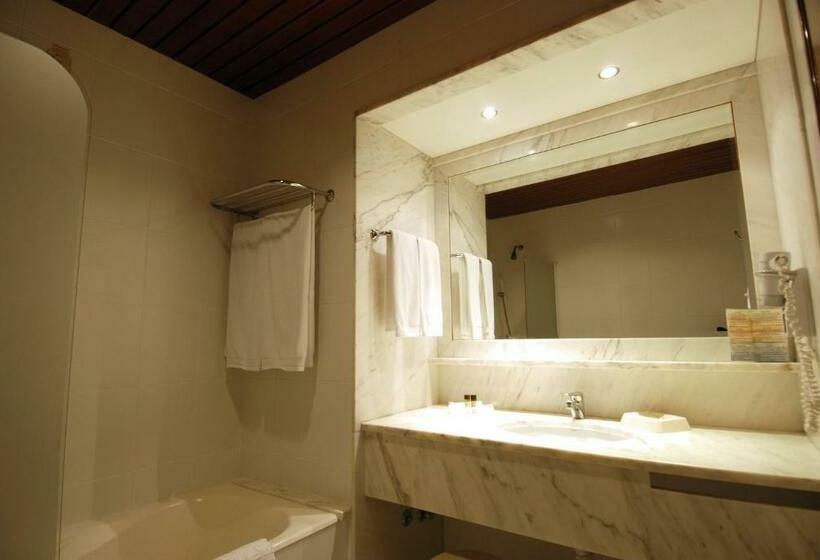 سوییت با چشمانداز دریا, Suave Mar