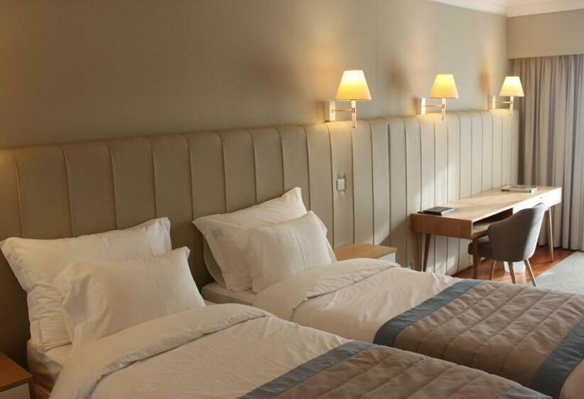 سوییت با چشمانداز دریا, Suave Mar