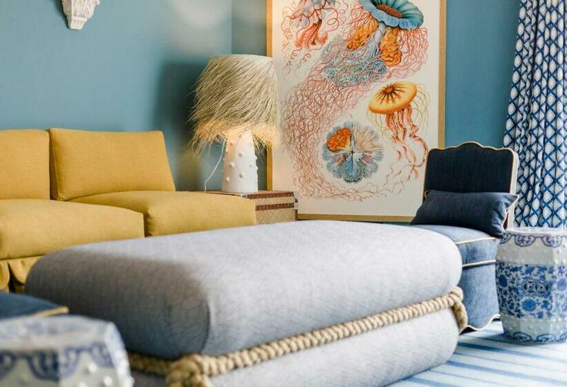 海景套房, The Albatroz