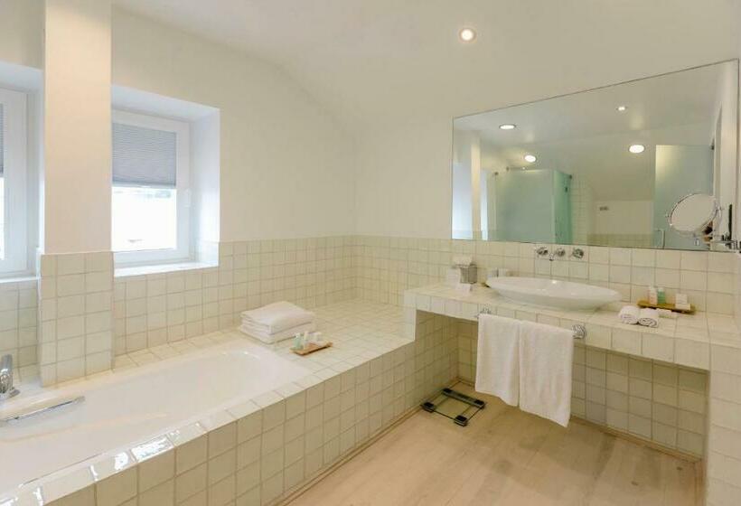 海景套房, The Albatroz