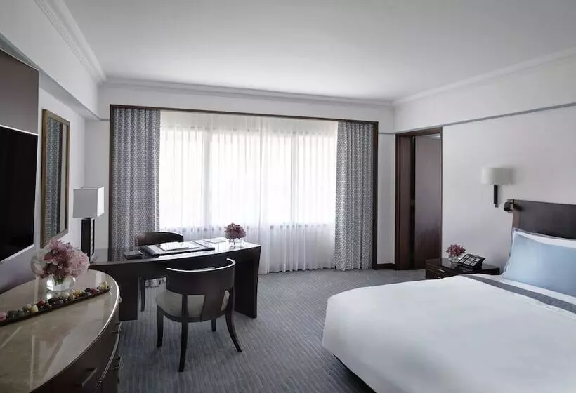 Premium-sviitti, The Peninsula Manila