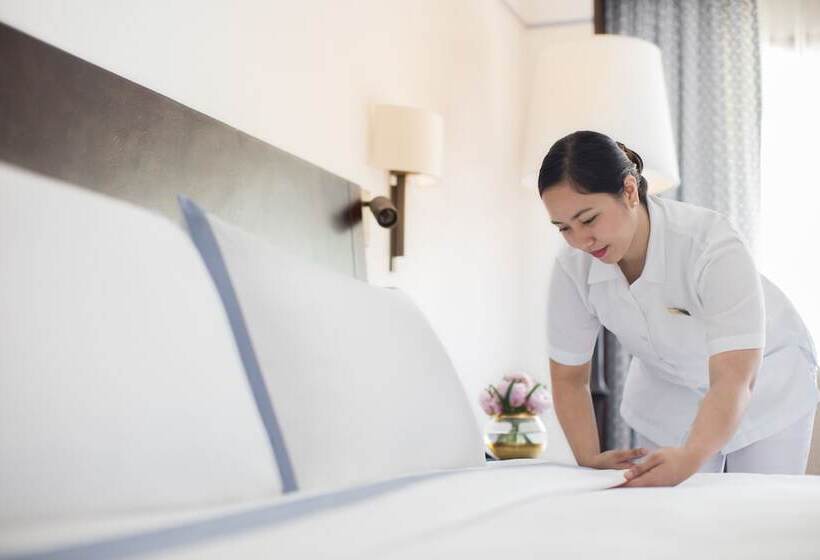 سوییت اجرایی, The Peninsula Manila