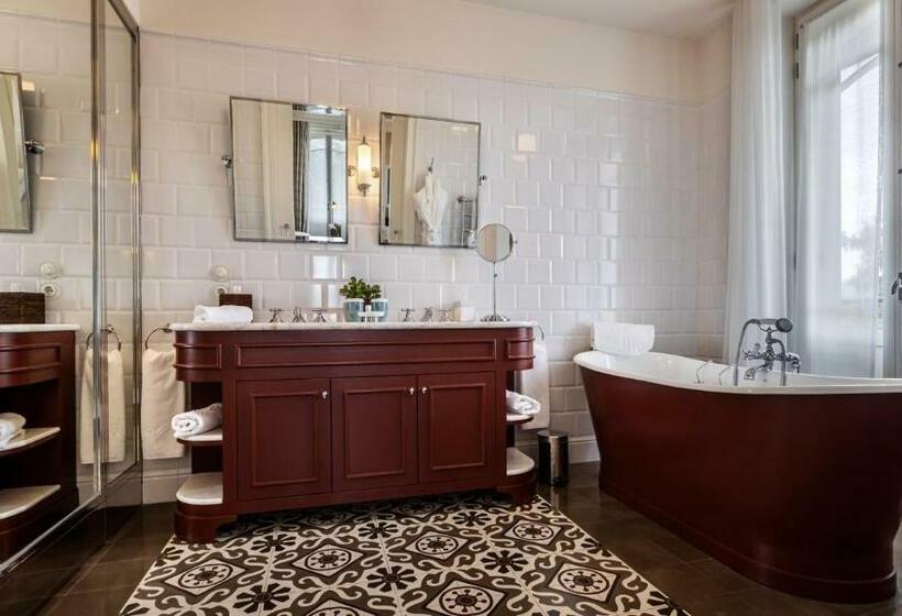 חדר יוקרתי, Vidago Palace