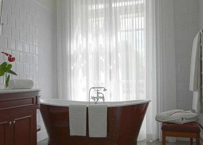 חדר יוקרתי, Vidago Palace