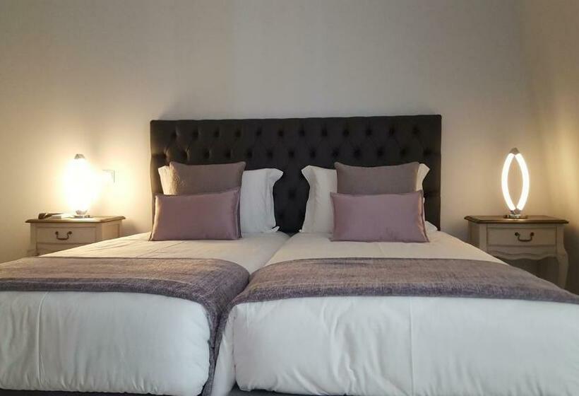 اتاق سوپریور با چشمانداز شهر, Grande Pensao Residencial Alcobia