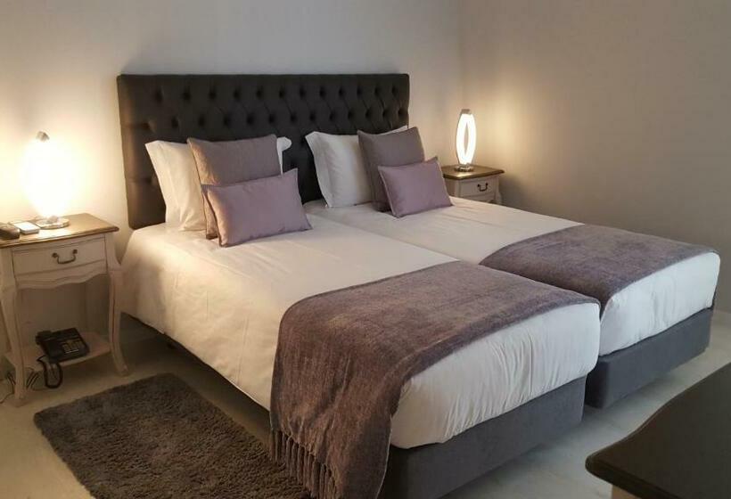 اتاق سوپریور با چشمانداز شهر, Grande Pensao Residencial Alcobia