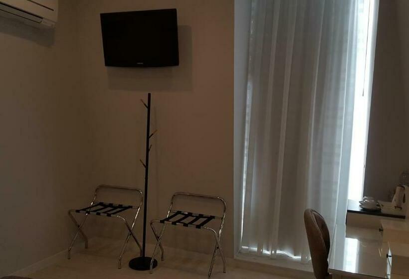 اتاق سوپریور با چشمانداز شهر, Grande Pensao Residencial Alcobia