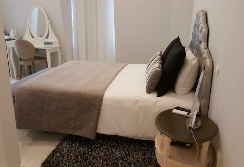 اتاق سوپریور با چشمانداز شهر, Grande Pensao Residencial Alcobia