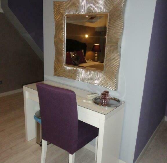 اتاق سوپریور با چشمانداز شهر, Grande Pensao Residencial Alcobia