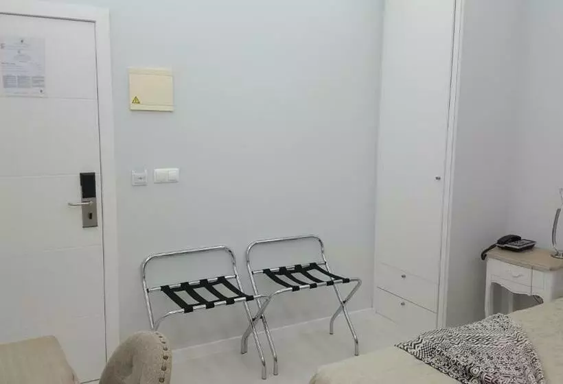スーペリアールーム, Grande Pensao Residencial Alcobia