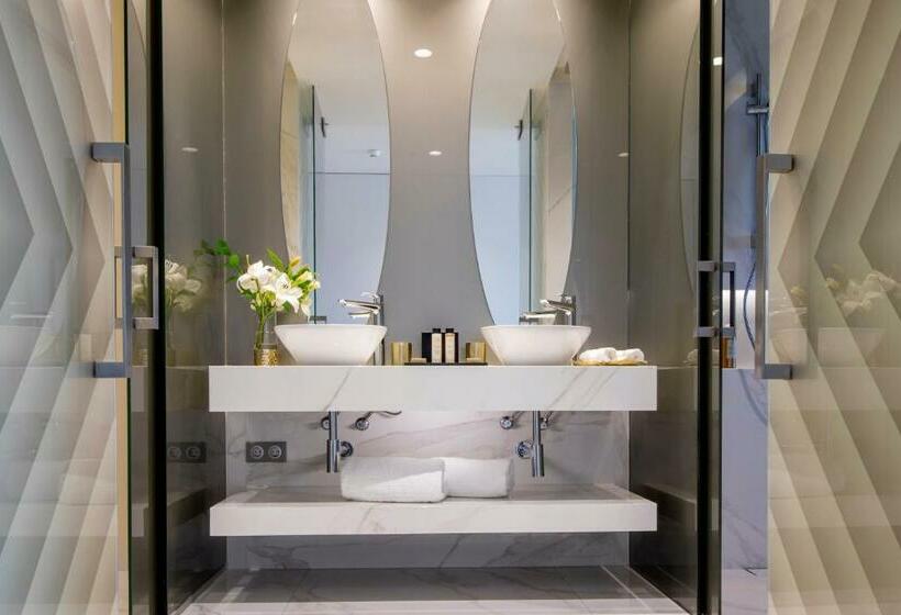 스탠다드 룸 가든 전망, Savoy Palace, The Leading Hotels of The World Savoy Signature
