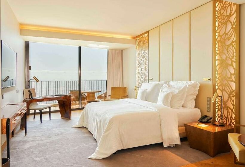 Номер Стандарт Вид на Море, Savoy Palace, The Leading Hotels of The World Savoy Signature