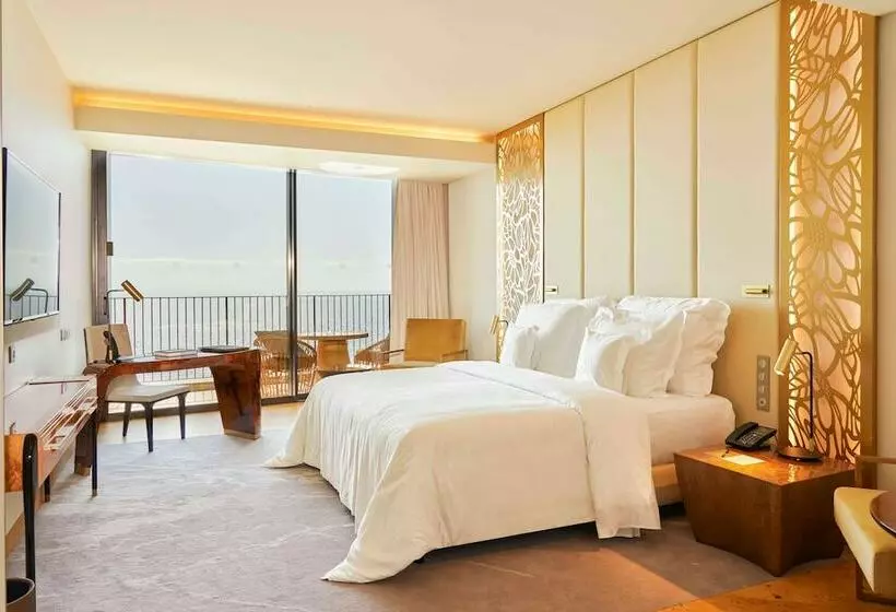オーシャンビュースタンダードルーム, Savoy Palace, The Leading Hotels of The World Savoy Signature