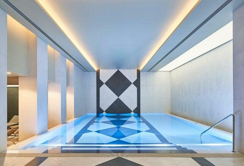 디럭스 룸 바다 전망, Savoy Palace, The Leading Hotels of The World Savoy Signature