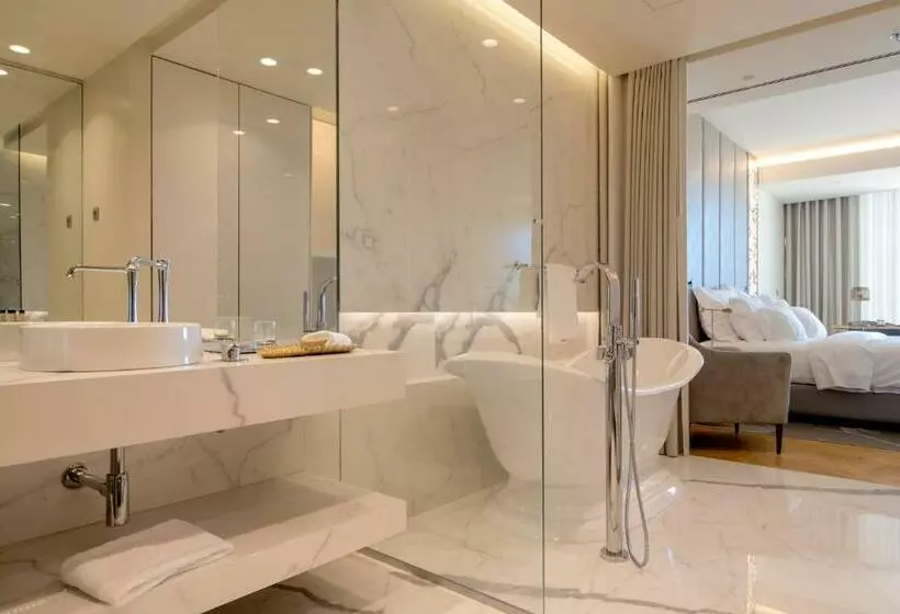 オーシャンビューデラックススイート, Savoy Palace, The Leading Hotels of The World Savoy Signature