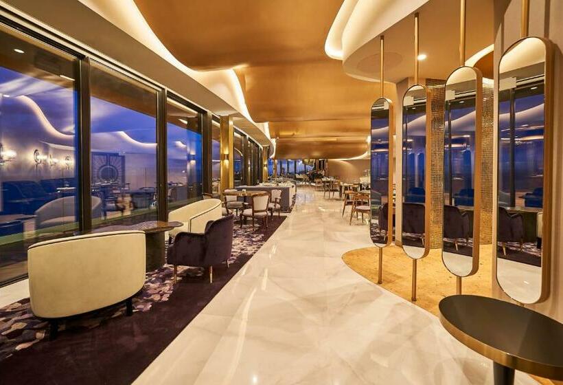 Люкс Deluxe Вид на Море, Savoy Palace, The Leading Hotels of The World Savoy Signature