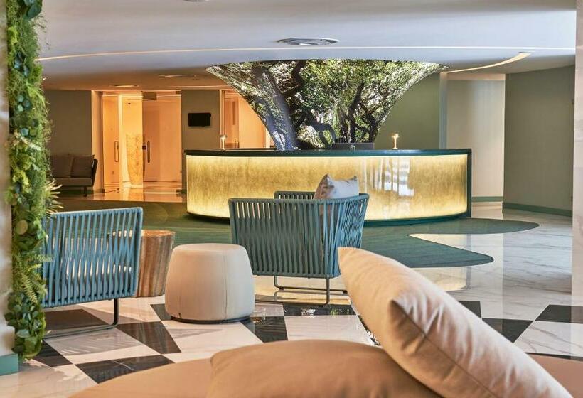 Люкс Deluxe Вид на Море, Savoy Palace, The Leading Hotels of The World Savoy Signature