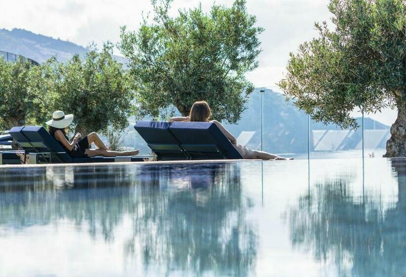 Люкс Deluxe Вид на Море, Savoy Palace, The Leading Hotels of The World Savoy Signature