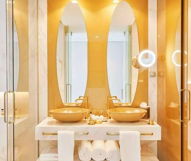 オーシャンビュースイート, Savoy Palace, The Leading Hotels of The World Savoy Signature