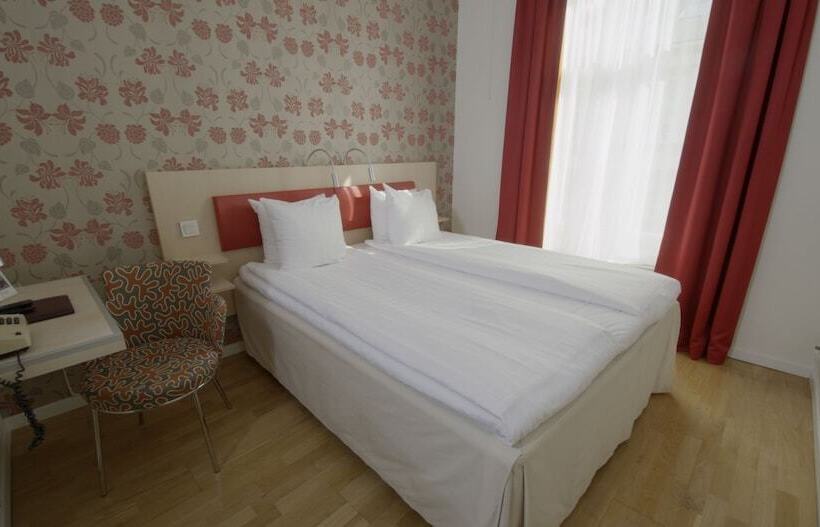 Номер Стандарт, Best Western Hotel Royal