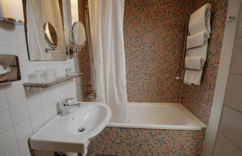 Номер Стандарт, Best Western Hotel Royal