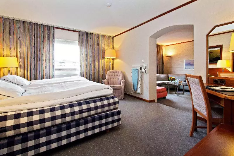 スイート, Best Western Hotel Scheele
