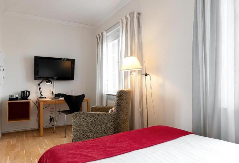 חדר סטנדרט יחיד, Bishops Arms Strangnas