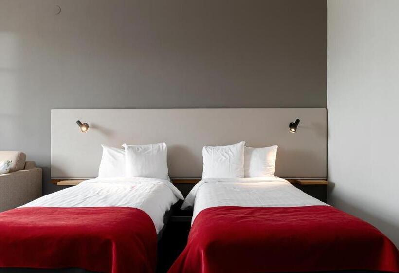 חדר משפחתי, Bishops Arms Strangnas