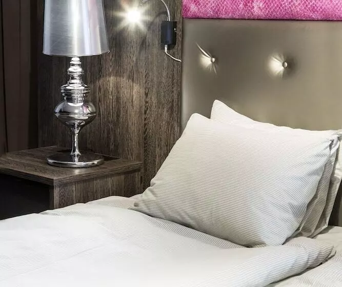 デラックスルーム, Elite City Hotel, örebro