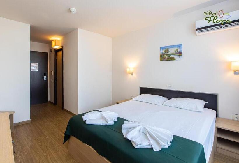 수피리어 룸, Flora