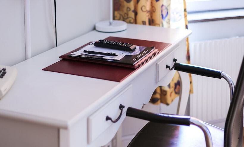 חדר סטנדרט, Kärnan