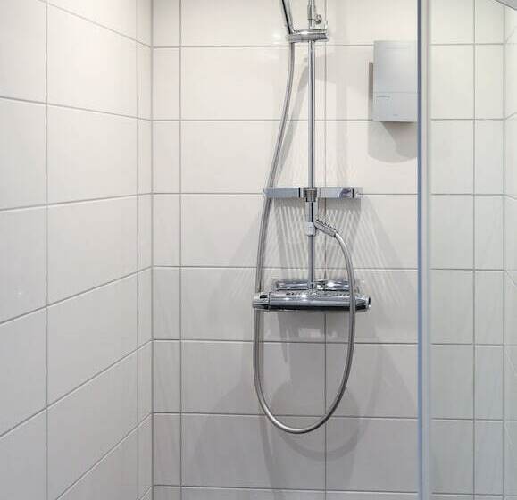 חדר משפחתי, Kärnan