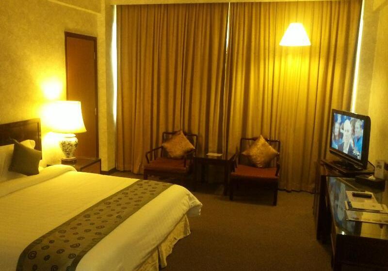 اتاق سوپریور, Royal