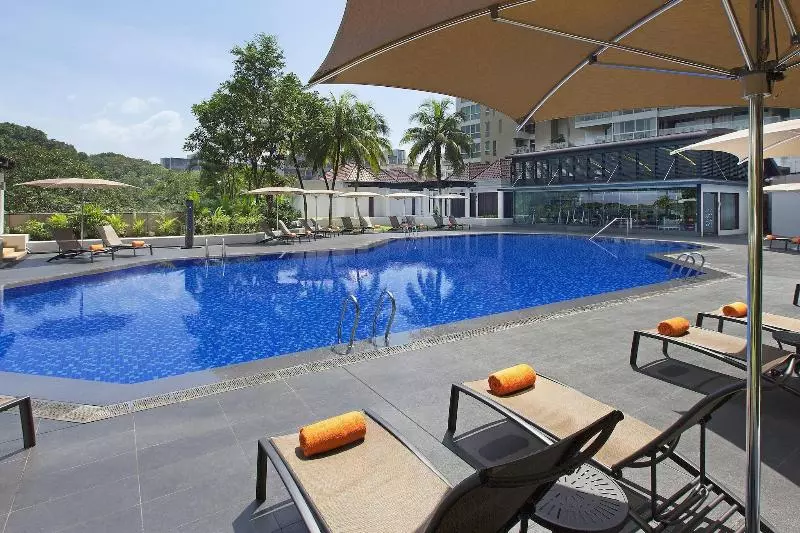اتاق اجرایی با تخت بزرگ, Sheraton Towers Singapore