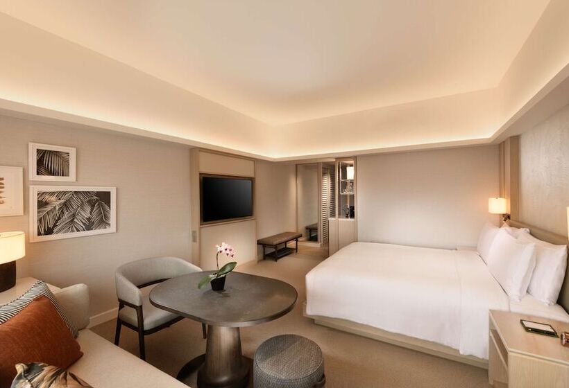 اتاق اجرایی, Conrad Singapore Orchard