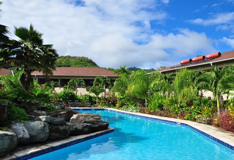 سوییت, Sunset Resort