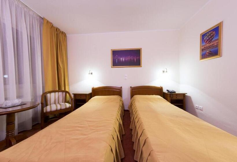 スタンダードルーム, Transilvania