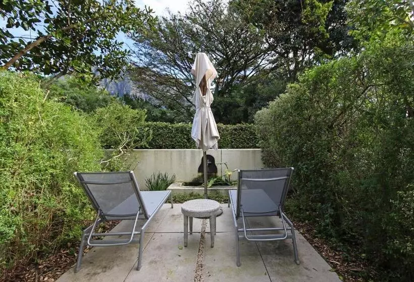 Junior Suite Vue Jardin, Vineyard