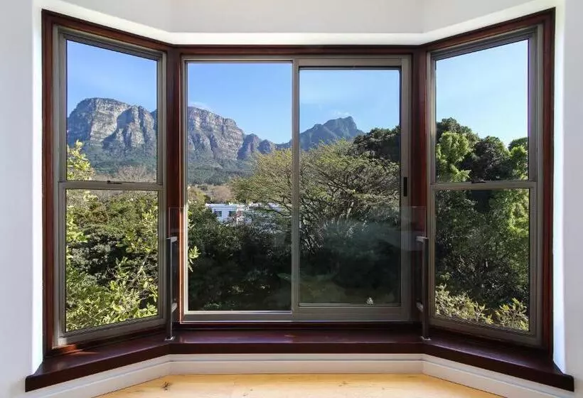 Chambre Standard Vue Montagne, Vineyard