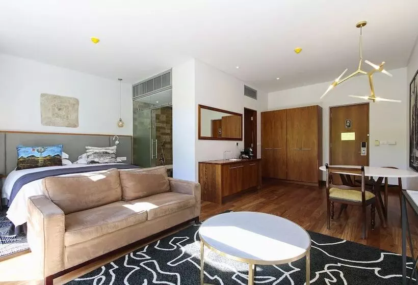 Junior Suite, Vineyard