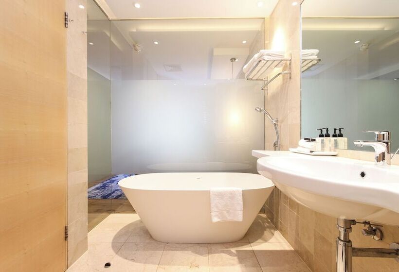 غرفة قياسية, Vineyard