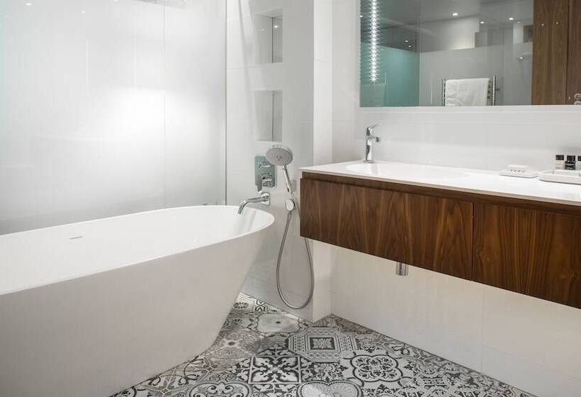 غرفة قياسية, Vineyard